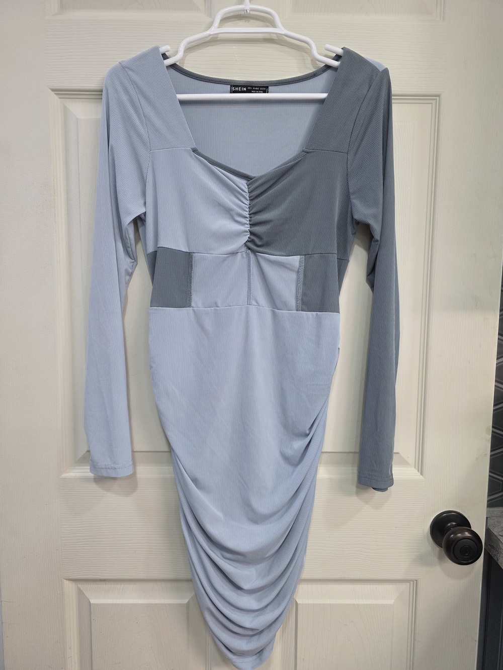 SHEIN Two-Tone Light Blue Colorblock Ruched Long Sleeve Dress